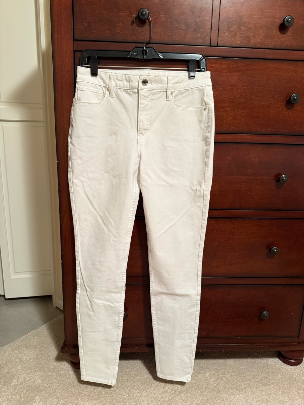 White House Black Market Women's White Skinny Jeans